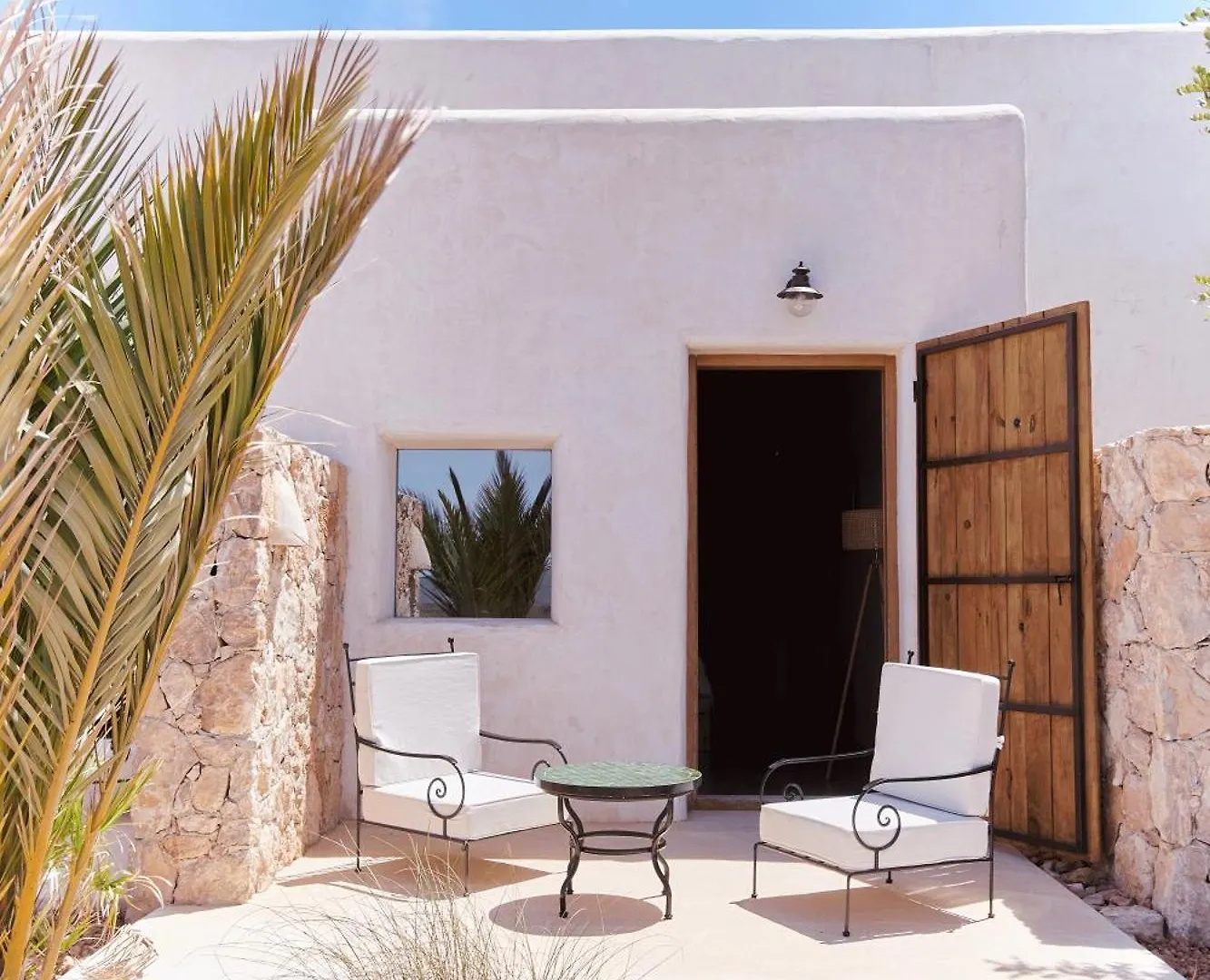 Equilicua Hotel Agua Amarga