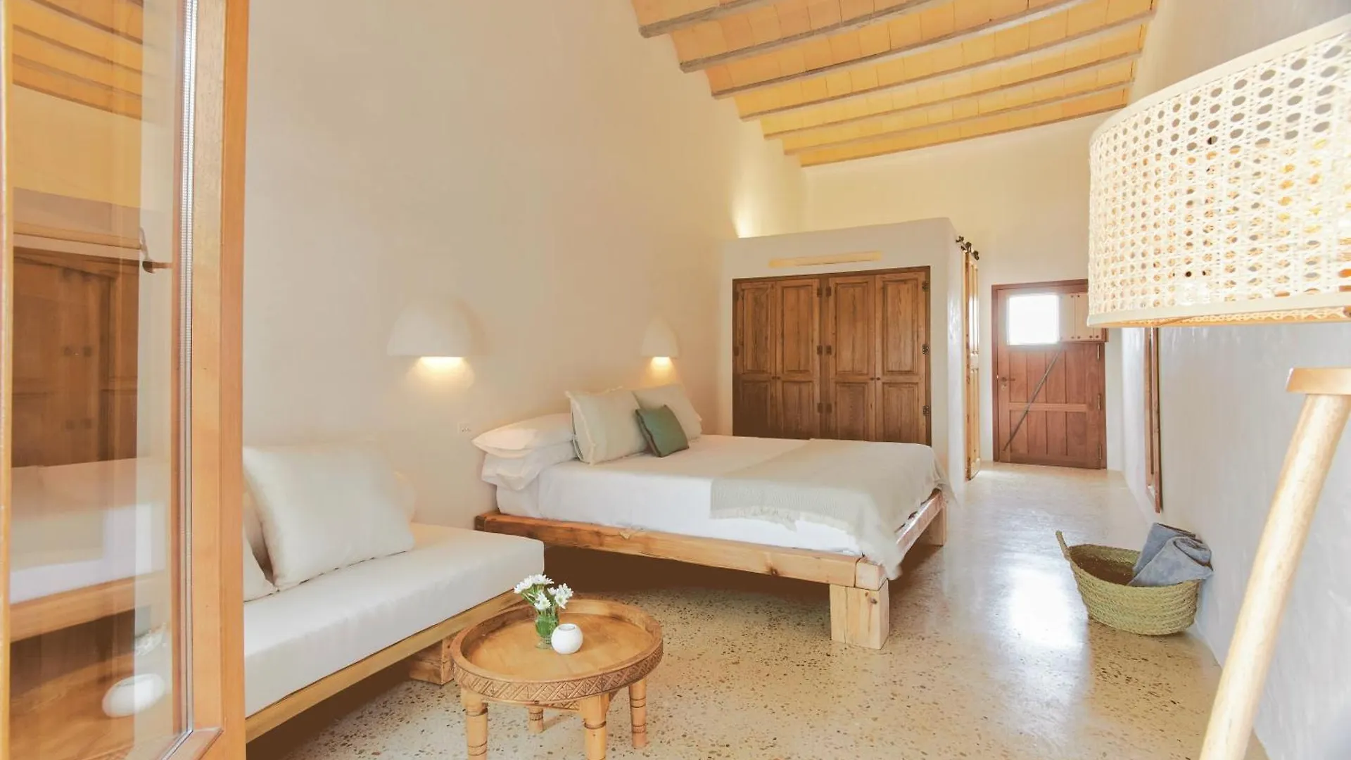 Equilicua Hotel Agua Amarga