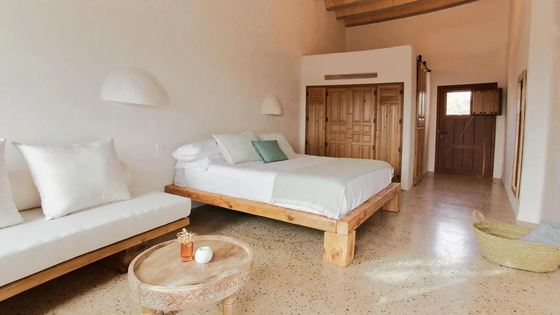 Hotel Equilicua Agua Amarga   Agua Amarga (Almeria)