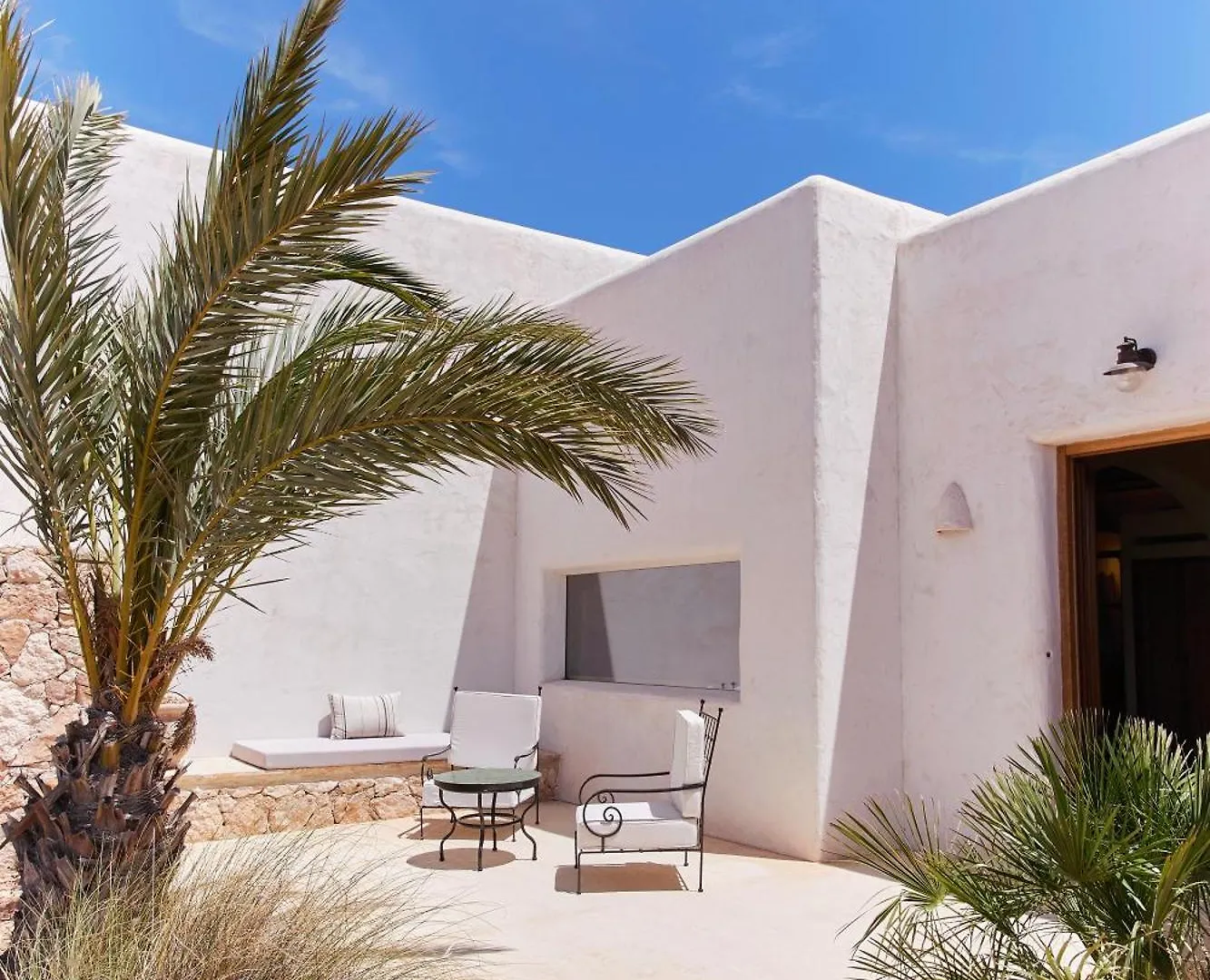 Equilicua Hotel Agua Amarga