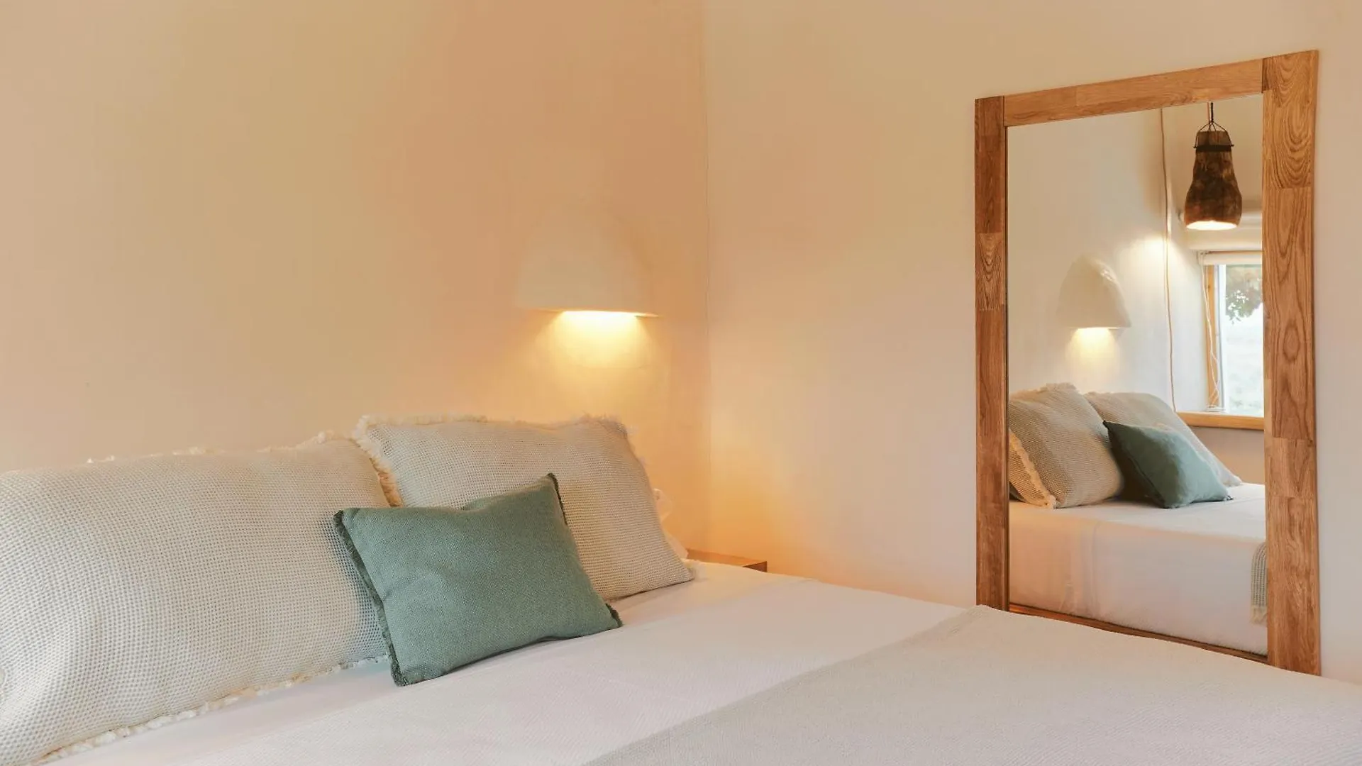 Hotel Equilicua à Agua Amarga  0*, Agua Amarga (Almeria) Espagne