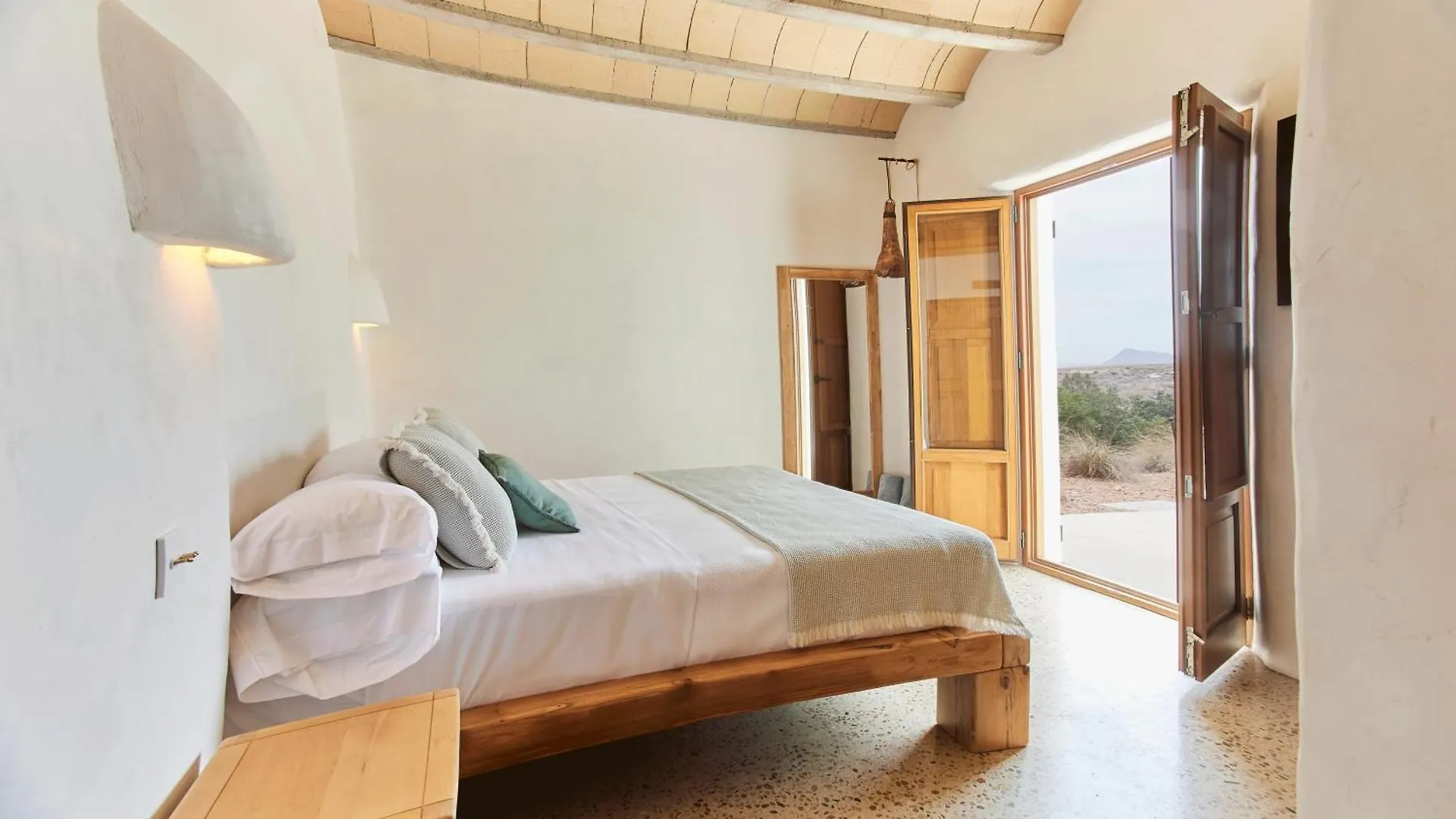 Hotel Equilicua à Agua Amarga   Agua Amarga (Almeria)