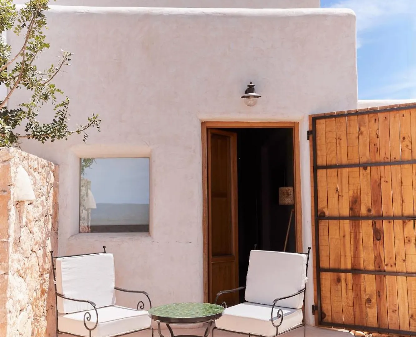 Equilicua Hotel Agua Amarga  0*, Agua Amarga (Almeria)